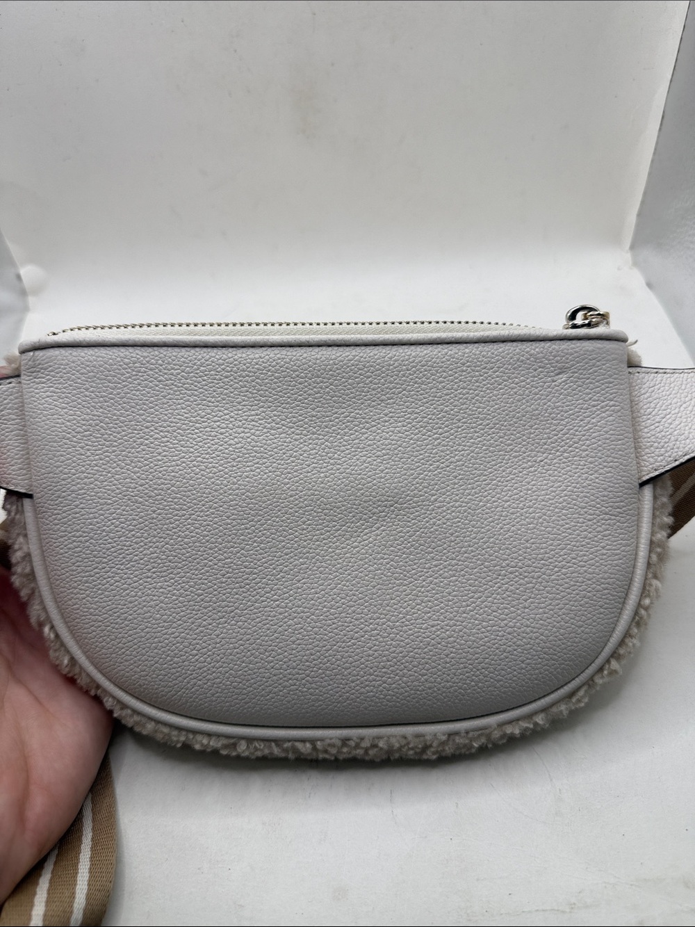 Kate Spade Rosie Faux Shearling Waist Belt Bag Fanny Pack Tan Fuzzy Furry Boho - Picture 10 of 16